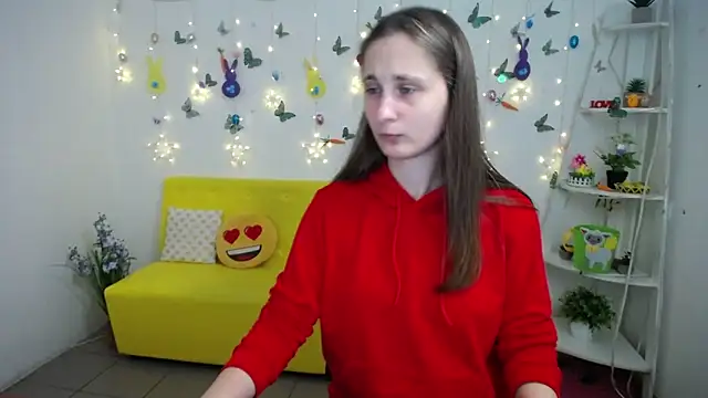 Snapshot of MichelLeee chatting on 03-31-26, 11:21 MichelLeee online show from 03-31-26, 11:21