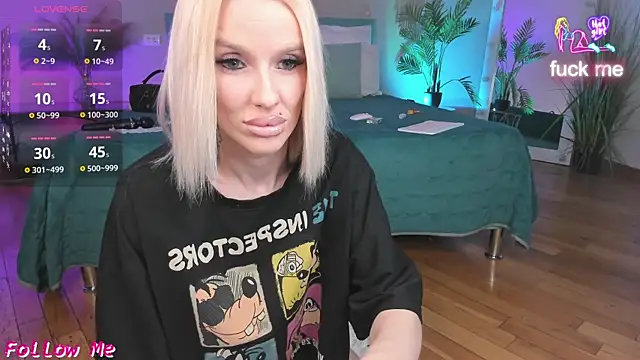 Snapshot of Lana_kitty__ chatting on 05-22-26, 10:04 Lana kitty online show from 05-22-26, 10:04