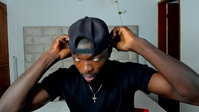 Snapshot of Dylan_Taylor chatting on 01-12-26, 11:59 Dylan Taylor online show from 01-12-26, 11:59