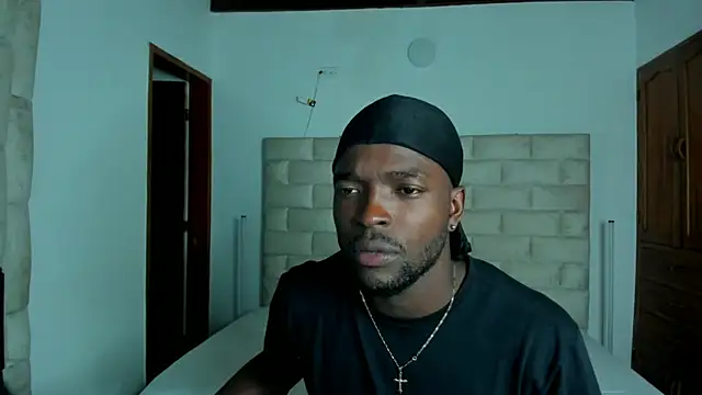 Snapshot of Dylan_Taylor chatting on 02-12-26, 03:23 Dylan Taylor online show from 02-12-26, 03:23