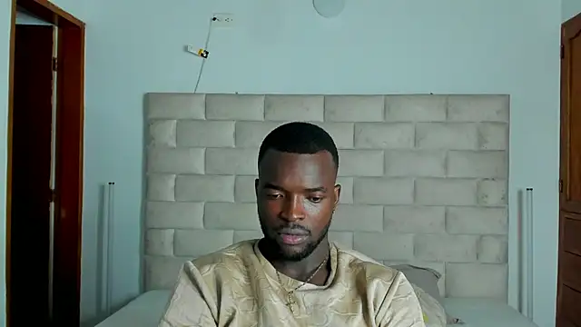 Snapshot of Dylan_Taylor chatting on 02-16-26, 03:46 Dylan Taylor online show from 02-16-26, 03:46