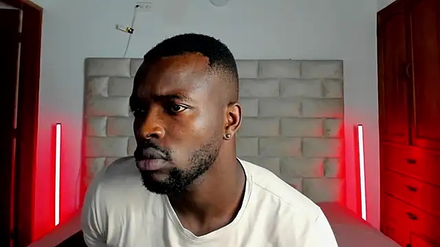 Snapshot of Dylan_Taylor chatting on 03-02-26, 03:52 Dylan Taylor online show from 03-02-26, 03:52