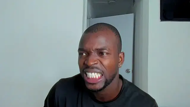 Snapshot of Dylan_Taylor chatting on 03-15-26, 12:11 Dylan Taylor online show from 03-15-26, 12:11