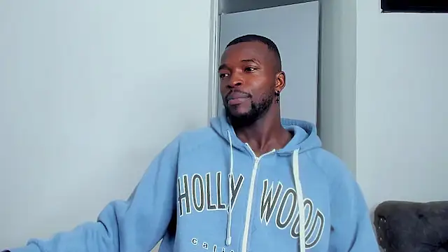 Snapshot of Dylan_Taylor chatting on 04-01-26, 01:41 Dylan Taylor online show from 04-01-26, 01:41