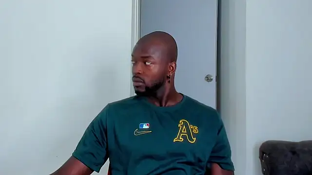 Snapshot of Dylan_Taylor chatting on 04-02-26, 11:19 Dylan Taylor online show from 04-02-26, 11:19