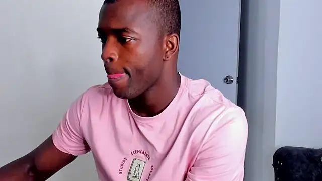 Snapshot of Dylan_Taylor chatting on 04-11-26, 11:25 Dylan Taylor online show from 04-11-26, 11:25