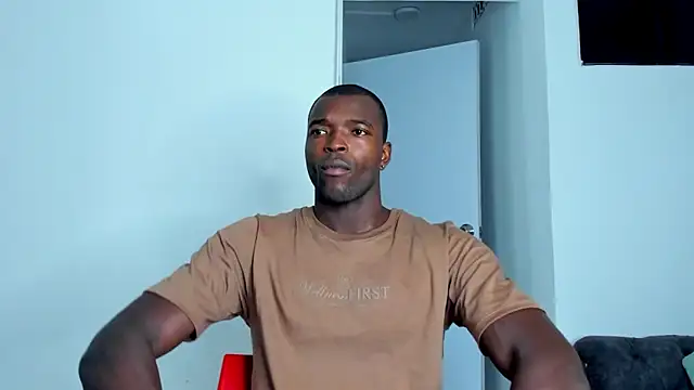 Snapshot of Dylan_Taylor chatting on 04-14-26, 11:38 Dylan Taylor online show from 04-14-26, 11:38