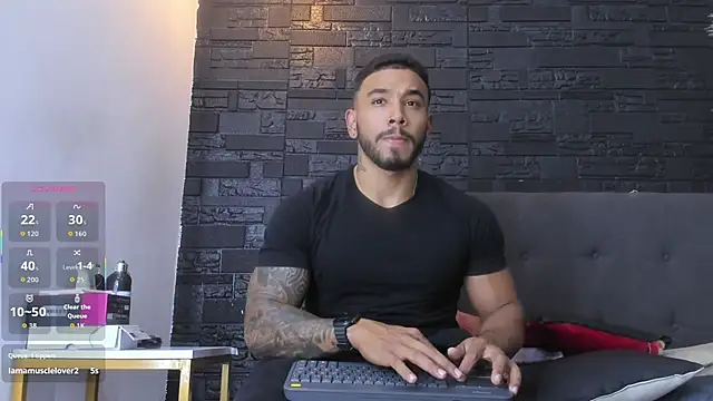 Snapshot of bruno_miller_ chatting on 12-20-25, 10:06 bruno miller online show from 12-20-25, 10:06