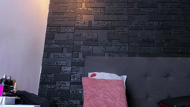 Snapshot of bruno_miller_ chatting on 01-10-26, 09:16 bruno miller online show from 01-10-26, 09:16