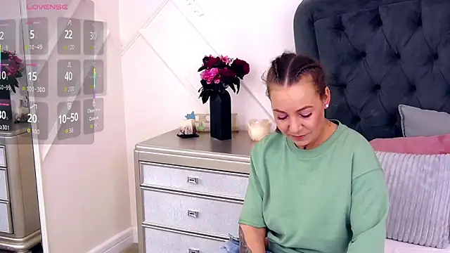 KatyNolan online show from 03-19-26, 01:04