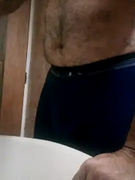 Snapshot of Juan_45 chatting on 04-14-26, 12:44 Juan 45 online show from 04-14-26, 12:44