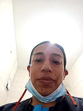 yaz guzman online show from 01-12-25, 01:58