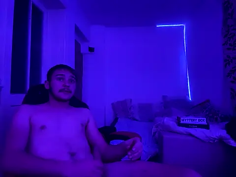 Snapshot of Dimi04113 chatting on 12-07-24, 01:36 Dimi04113 online show from 12-07-24, 01:36