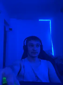 Snapshot of Dimi04113 chatting on 03-02-25, 05:54 Dimi04113 online show from 03-02-25, 05:54