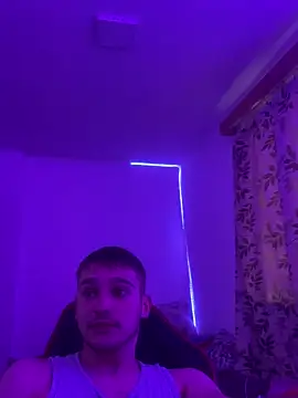 Snapshot of Dimi04113 chatting on 03-02-25, 08:59 Dimi04113 online show from 03-02-25, 08:59