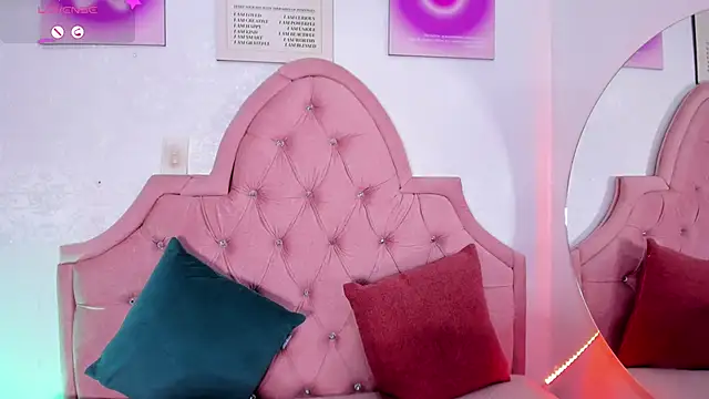 amandalee01 online show from 11-09-25, 07:01