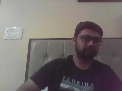 Snapshot of SexyyMotaLund57 chatting on 02-28-26, 02:18 SexyyMotaLund57 online show from 02-28-26, 02:18