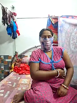 Snapshot of Real_Desi_Couple chatting on 12-15-24, 04:48 Real Desi Couple online show from 12-15-24, 04:48