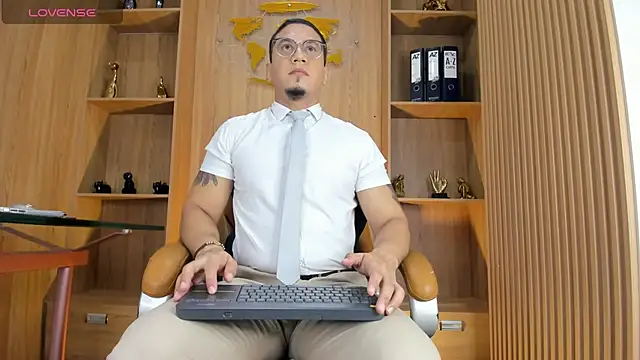 Snapshot of JoshMillerr_ chatting on 06-03-26, 04:01 JoshMillerr online show from 06-03-26, 04:01