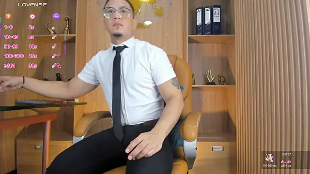 Snapshot of JoshMillerr_ chatting on 06-20-26, 06:54 JoshMillerr online show from 06-20-26, 06:54