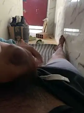 Snapshot of Lahcene chatting on 03-20-26, 06:29 Lahcene online show from 03-20-26, 06:29