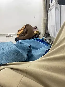 Snapshot of Lahcene chatting on 04-03-26, 06:50 Lahcene online show from 04-03-26, 06:50