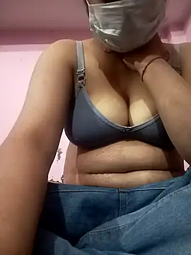 Snapshot of radhika07 chatting on 12-28-24, 09:31 radhika07 online show from 12-28-24, 09:31