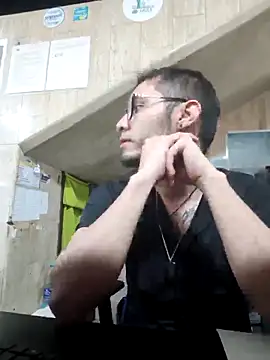 alexdesire online show from 04-05-26, 10:07