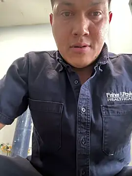 Snapshot of angeldeldiablo1592 chatting on 03-13-26, 11:55 angeldeldiablo1592 online show from 03-13-26, 11:55