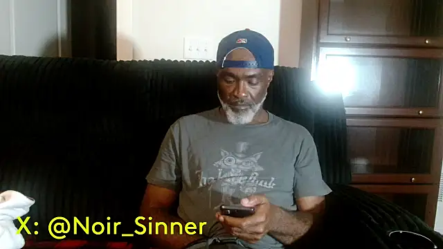 Snapshot of sinnernoir chatting on 07-05-26, 04:52 sinnernoir online show from 07-05-26, 04:52