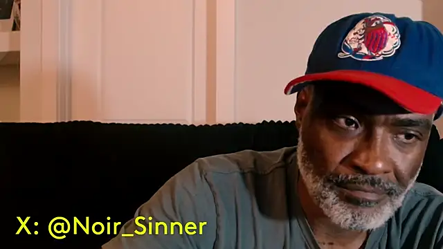 Snapshot of sinnernoir chatting on 07-15-26, 03:45 sinnernoir online show from 07-15-26, 03:45