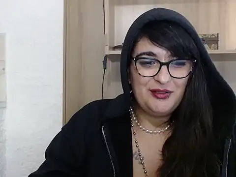 infiernowoman23 online show from 01-18-25, 06:45