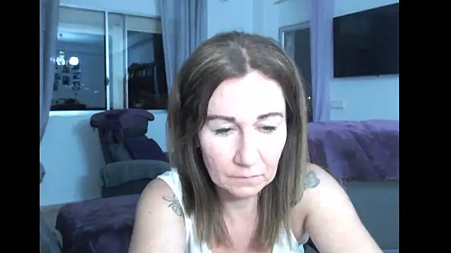 Snapshot of TamaraSweetxo chatting on 06-13-26, 11:24 TamaraSweetxo online show from 06-13-26, 11:24