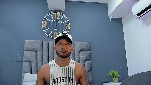 Robin Rief online show from 04-13-26, 09:09