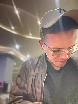 adam-rivera online show from 11-08-25, 02:45