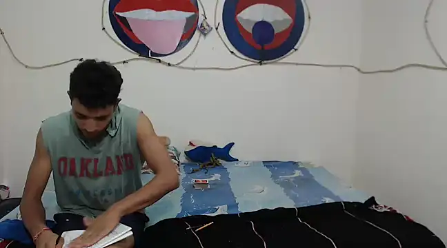 Snapshot of PartySexting chatting on 02-13-25, 08:27 PartySexting online show from 02-13-25, 08:27