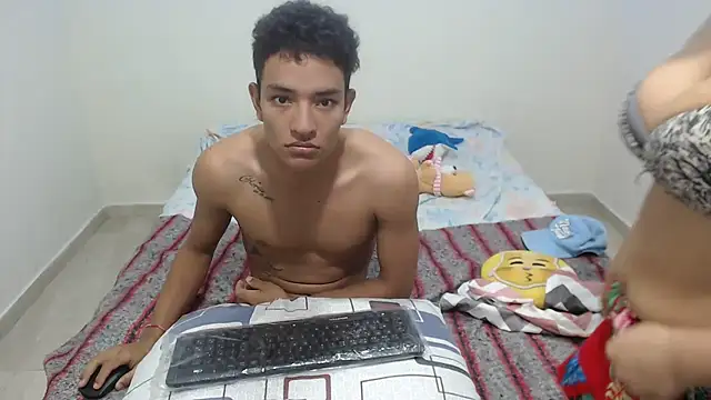 Snapshot of PartySexting chatting on 02-20-25, 03:30 PartySexting online show from 02-20-25, 03:30