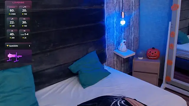 Snapshot of CrystalWoods94 chatting on 10-25-25, 01:51 CrystalWoods94 online show from 10-25-25, 01:51