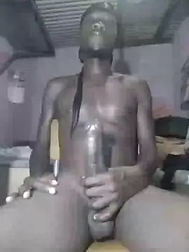 Snapshot of GOLDEN_HQUR chatting on 01-22-25, 11:10 GOLDEN HQUR online show from 01-22-25, 11:10