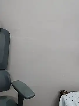 Snapshot of Telugu_magic_07 chatting on 02-14-26, 12:46 Telugu magic 07 online show from 02-14-26, 12:46