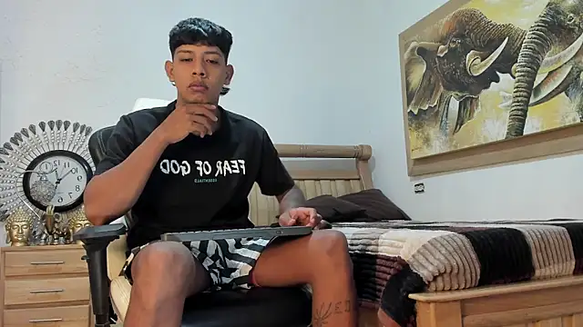 mr stiven  online show from 03-25-26, 03:12