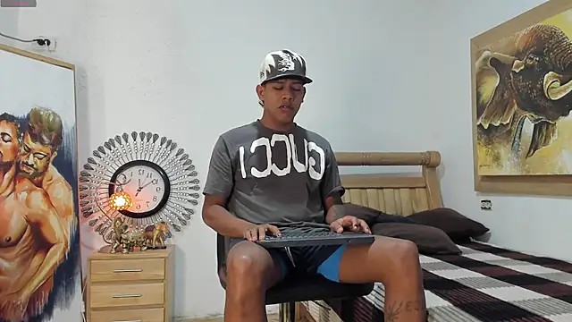 mr stiven  online show from 05-06-26, 02:40