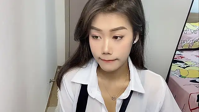 Snapshot of Bella-LL chatting on 03-01-25, 07:59 Bella-LL online show from 03-01-25, 07:59