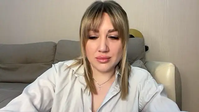 VickyLove047 online show from 04-19-26, 07:18