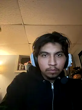 Snapshot of meximaloo1 chatting on 11-20-25, 07:19 meximaloo1 online show from 11-20-25, 07:19