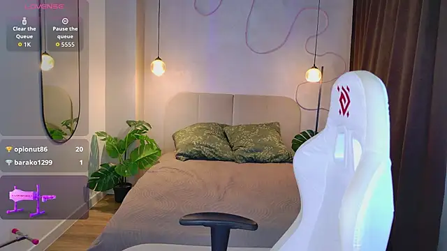 Snapshot of DarkErica chatting on 01-13-26, 01:27 DarkErica online show from 01-13-26, 01:27