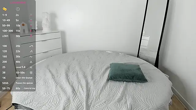 Snapshot of DarkErica chatting on 04-01-26, 01:34 DarkErica online show from 04-01-26, 01:34