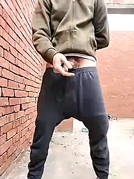 Snapshot of big_cock2182 chatting on 03-21-26, 01:58 big cock2182 online show from 03-21-26, 01:58