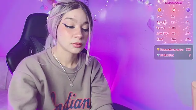 Snapshot of EmmaJhonnsson chatting on 12-26-24, 11:03 EmmaJhonnsson online show from 12-26-24, 11:03