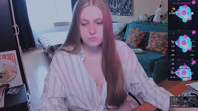 Alice Dreamgirl  online show from 04-05-26, 10:01